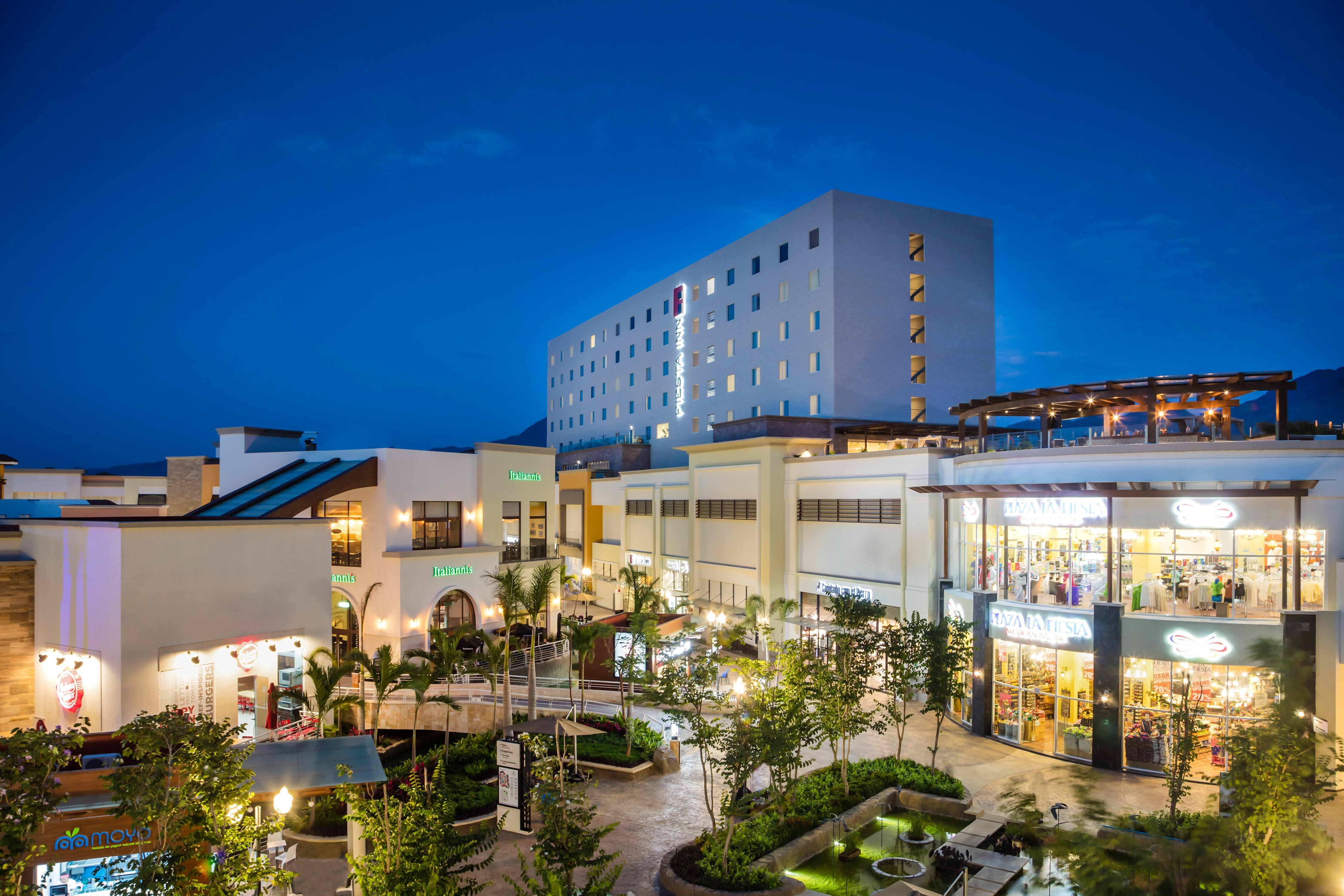 Fiesta Inn Puerto Vallarta Isla Екстер'єр фото